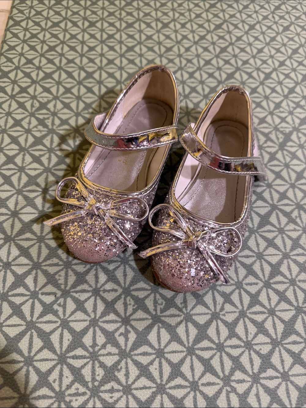 5/$25 Girls' Glitter Mary Jane Dress Shoes - Pink